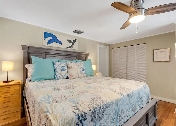 Water View & Heated Pool - Steps To Sand, Bayview Beauty B-5 *